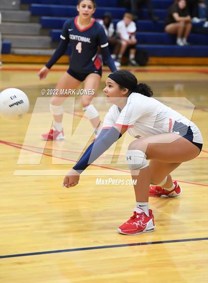 Thumbnail 3 in Centennial vs. Westview - AIA 5A Play-In photogallery.
