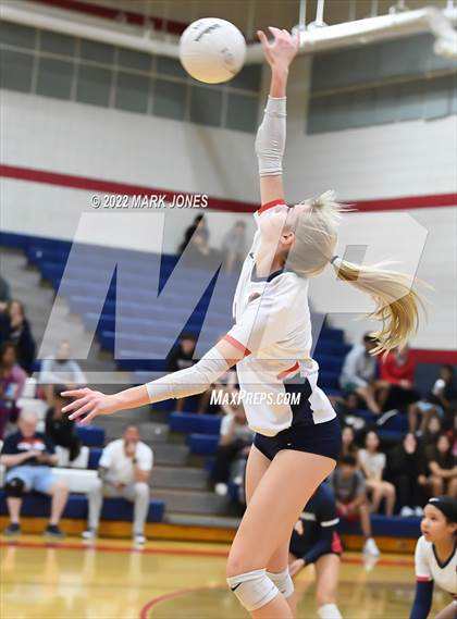 Thumbnail 1 in Centennial vs. Westview - AIA 5A Play-In photogallery.