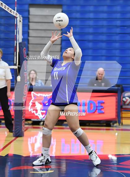 Thumbnail 1 in Centennial vs. Westview - AIA 5A Play-In photogallery.