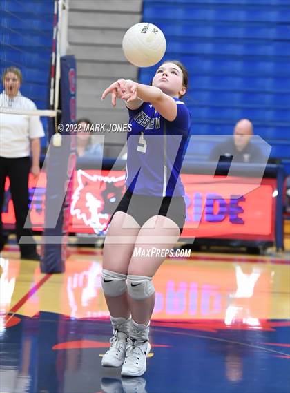 Thumbnail 3 in Centennial vs. Westview - AIA 5A Play-In photogallery.