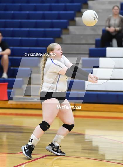 Thumbnail 3 in Centennial vs. Westview - AIA 5A Play-In photogallery.