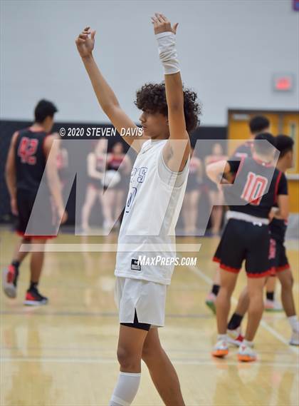 Thumbnail 2 in Dysart @ Mesquite (AIA 4A Round 1 Playoff) photogallery.