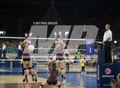 Thumbnail 3 in Valor Christian vs. Cheyenne Mountain (CHSAA 4A Pool Play) photogallery.