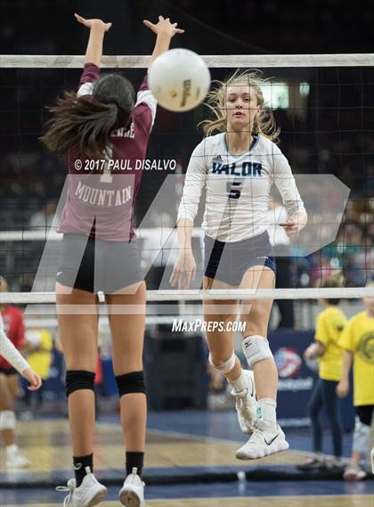 Thumbnail 2 in Valor Christian vs. Cheyenne Mountain (CHSAA 4A Pool Play) photogallery.