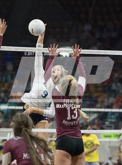 Thumbnail 3 in Valor Christian vs. Cheyenne Mountain (CHSAA 4A Pool Play) photogallery.