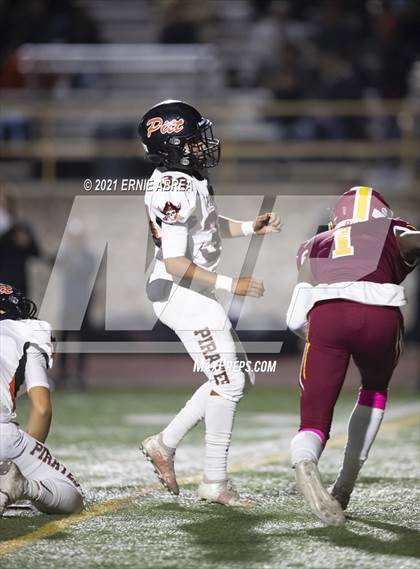 Thumbnail 2 in Pittsburg @ Liberty (Senior Night)  photogallery.