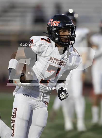 Thumbnail 3 in Pittsburg @ Liberty (Senior Night)  photogallery.