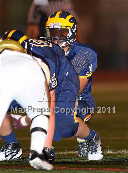 Thumbnail 3 in Bellevue vs. Oaks Christian (Mission Viejo Football Classic) photogallery.