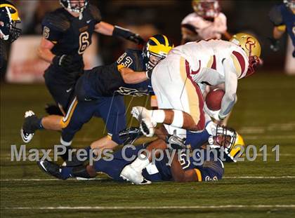 Thumbnail 3 in Bellevue vs. Oaks Christian (Mission Viejo Football Classic) photogallery.
