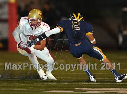 Thumbnail 2 in Bellevue vs. Oaks Christian (Mission Viejo Football Classic) photogallery.