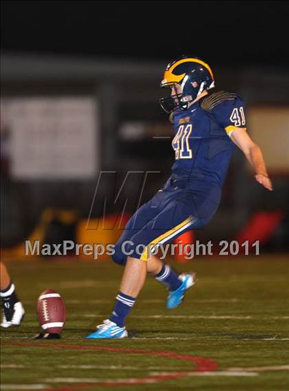 Thumbnail 1 in Bellevue vs. Oaks Christian (Mission Viejo Football Classic) photogallery.