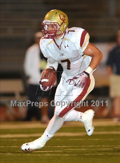 Thumbnail 3 in Bellevue vs. Oaks Christian (Mission Viejo Football Classic) photogallery.