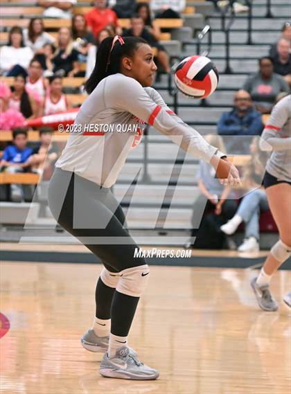 Thumbnail 3 in Sierra Canyon @ Mater Dei (CIF-SS D1 Semi-Final) photogallery.