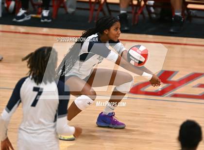 Thumbnail 3 in Sierra Canyon @ Mater Dei (CIF-SS D1 Semi-Final) photogallery.