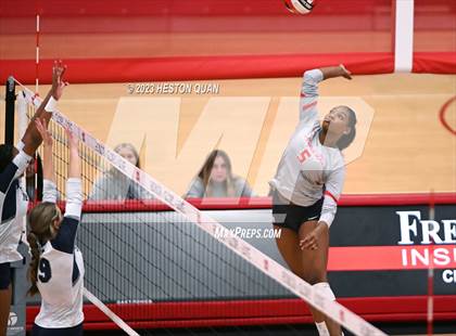 Thumbnail 3 in Sierra Canyon @ Mater Dei (CIF-SS D1 Semi-Final) photogallery.