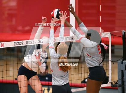 Thumbnail 3 in Sierra Canyon @ Mater Dei (CIF-SS D1 Semi-Final) photogallery.