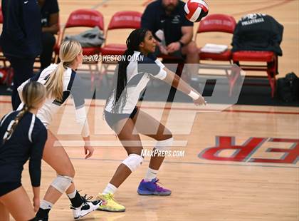 Thumbnail 3 in Sierra Canyon @ Mater Dei (CIF-SS D1 Semi-Final) photogallery.