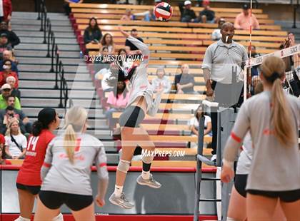 Thumbnail 1 in Sierra Canyon @ Mater Dei (CIF-SS D1 Semi-Final) photogallery.