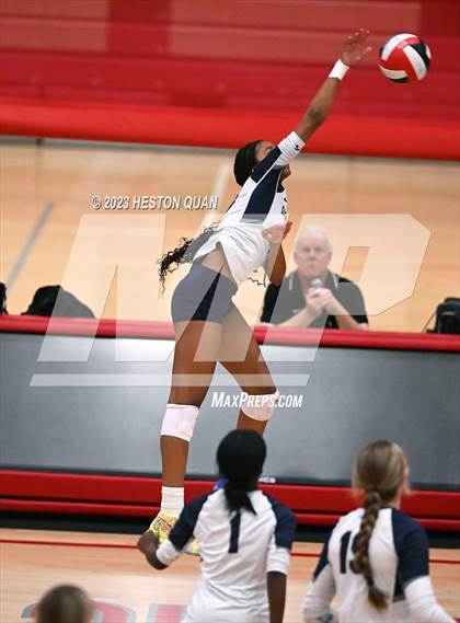 Thumbnail 3 in Sierra Canyon @ Mater Dei (CIF-SS D1 Semi-Final) photogallery.