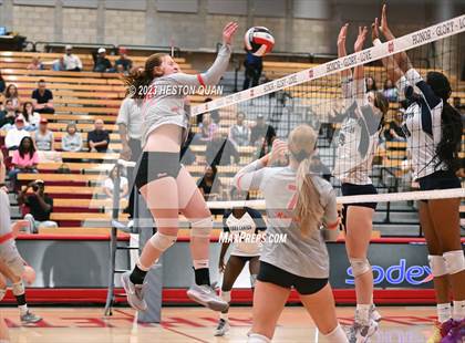 Thumbnail 1 in Sierra Canyon @ Mater Dei (CIF-SS D1 Semi-Final) photogallery.