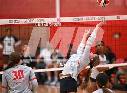 Thumbnail 2 in Sierra Canyon @ Mater Dei (CIF-SS D1 Semi-Final) photogallery.