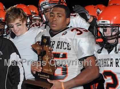 Thumbnail 1 in Brother Rice vs Harrison (MHSAA D2 Final) photogallery.