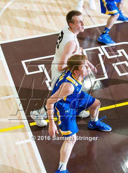 Thumbnail 2 in Saint Francis vs. Serra photogallery.