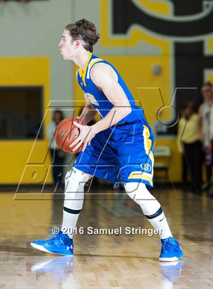 Thumbnail 2 in Saint Francis vs. Serra photogallery.