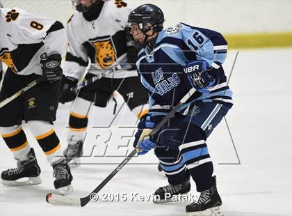 Thumbnail 2 in East Catholic @ Daniel Hand photogallery.
