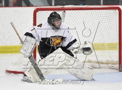 Thumbnail 2 in East Catholic @ Daniel Hand photogallery.