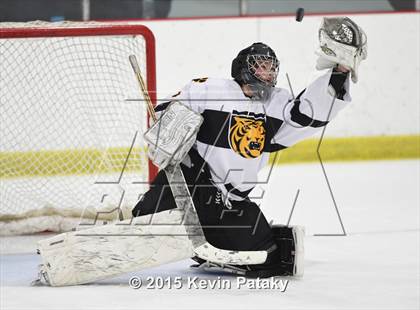 Thumbnail 3 in East Catholic @ Daniel Hand photogallery.