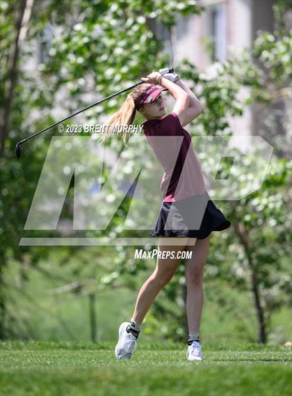 Thumbnail 3 in CHSAA 4A State Championship - Day 1 photogallery.