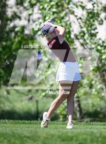 Thumbnail 2 in CHSAA 4A State Championship - Day 1 photogallery.