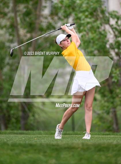Thumbnail 2 in CHSAA 4A State Championship - Day 1 photogallery.