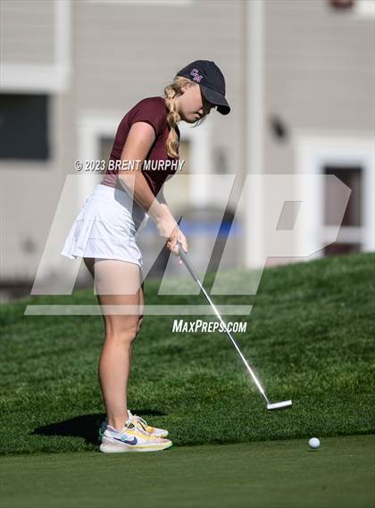 Thumbnail 2 in CHSAA 4A State Championship - Day 1 photogallery.