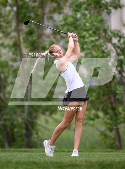 Thumbnail 2 in CHSAA 4A State Championship - Day 1 photogallery.