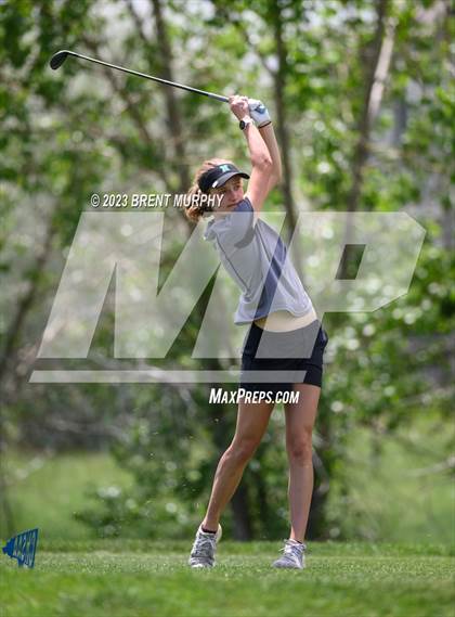 Thumbnail 2 in CHSAA 4A State Championship - Day 1 photogallery.