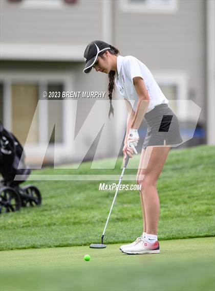 Thumbnail 2 in CHSAA 4A State Championship - Day 1 photogallery.