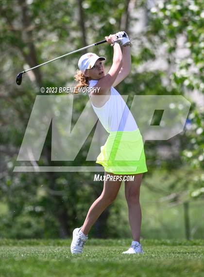 Thumbnail 2 in CHSAA 4A State Championship - Day 1 photogallery.