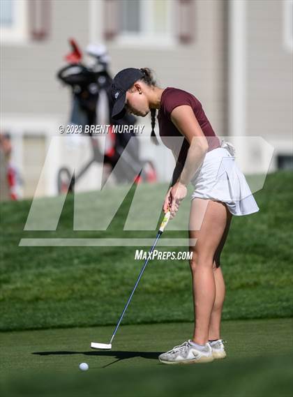 Thumbnail 3 in CHSAA 4A State Championship - Day 1 photogallery.