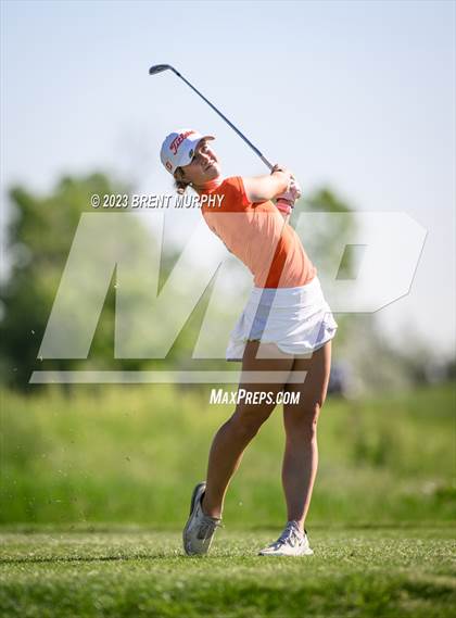 Thumbnail 2 in CHSAA 4A State Championship - Day 1 photogallery.