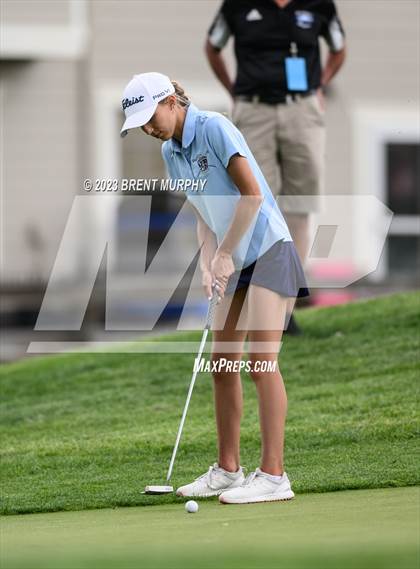 Thumbnail 1 in CHSAA 4A State Championship - Day 1 photogallery.