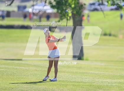 Thumbnail 2 in CHSAA 4A State Championship - Day 1 photogallery.