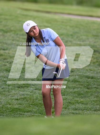 Thumbnail 2 in CHSAA 4A State Championship - Day 1 photogallery.