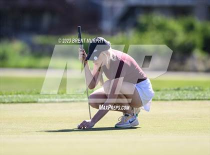 Thumbnail 2 in CHSAA 4A State Championship - Day 1 photogallery.