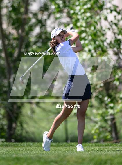 Thumbnail 3 in CHSAA 4A State Championship - Day 1 photogallery.