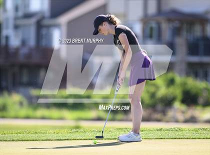 Thumbnail 2 in CHSAA 4A State Championship - Day 1 photogallery.