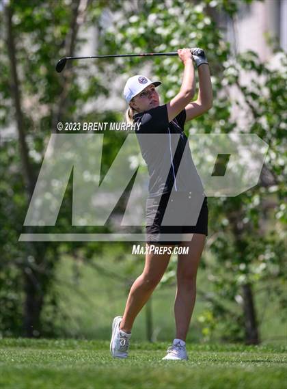 Thumbnail 2 in CHSAA 4A State Championship - Day 1 photogallery.