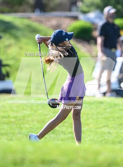 Thumbnail 3 in CHSAA 4A State Championship - Day 1 photogallery.