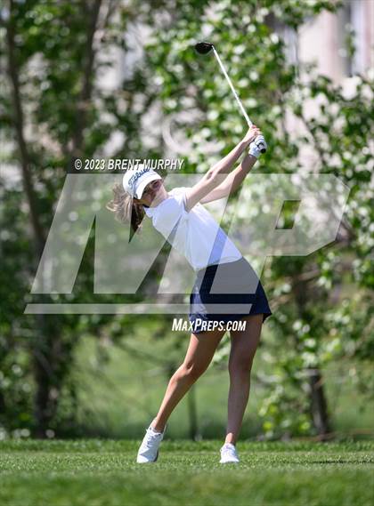 Thumbnail 2 in CHSAA 4A State Championship - Day 1 photogallery.